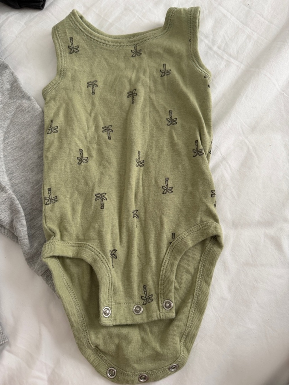 Mixed Baby Clothing Bundle - 3-6months - Picture 3 of 12